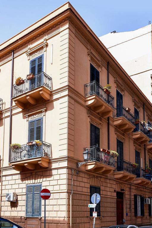 Palermo Al Centro - Appartamento Fiume Bagian luar foto